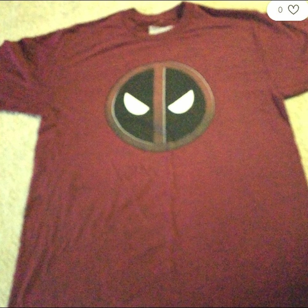 unisex Deadpool T shirt Med. New